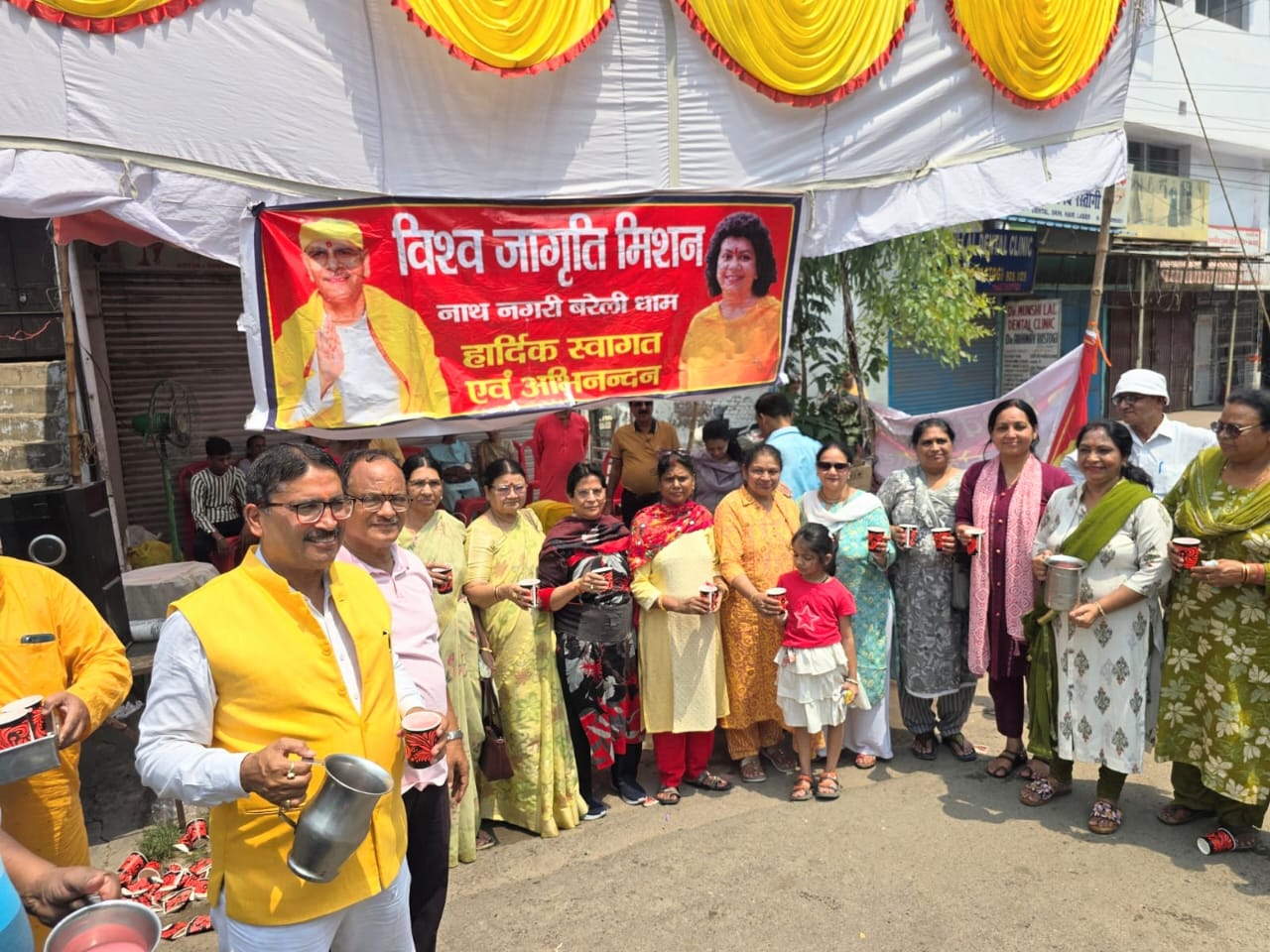 गंगा दशहरा पर की शरबत प्याऊ सेवा