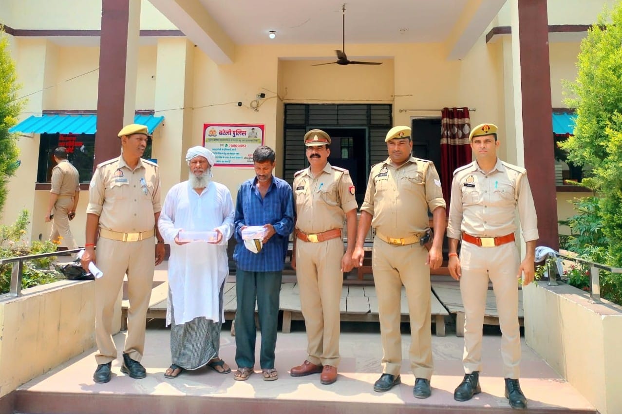आवंला के ठाकुरद्वारा मन्दिर की 6 देवी देवताओं की मूर्तियां बरामद दो चोर गिरफ्तार